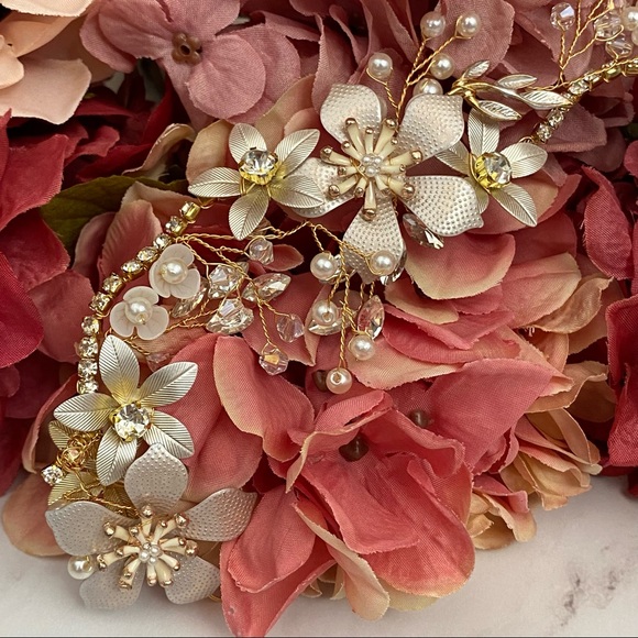 Romantic Rose Gold Flower Crystal Pearl Tiara Headdress - Picture 11 of 16